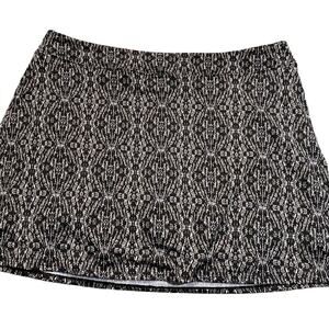 Tranquility XXL Womens black and white print athletic skirt